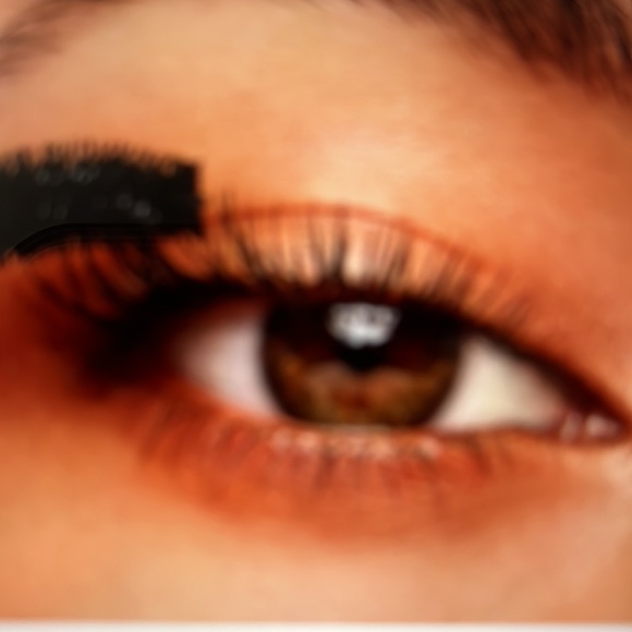 Eyeko Sport waterproof mascara catch and curl - Picture 6 of 6